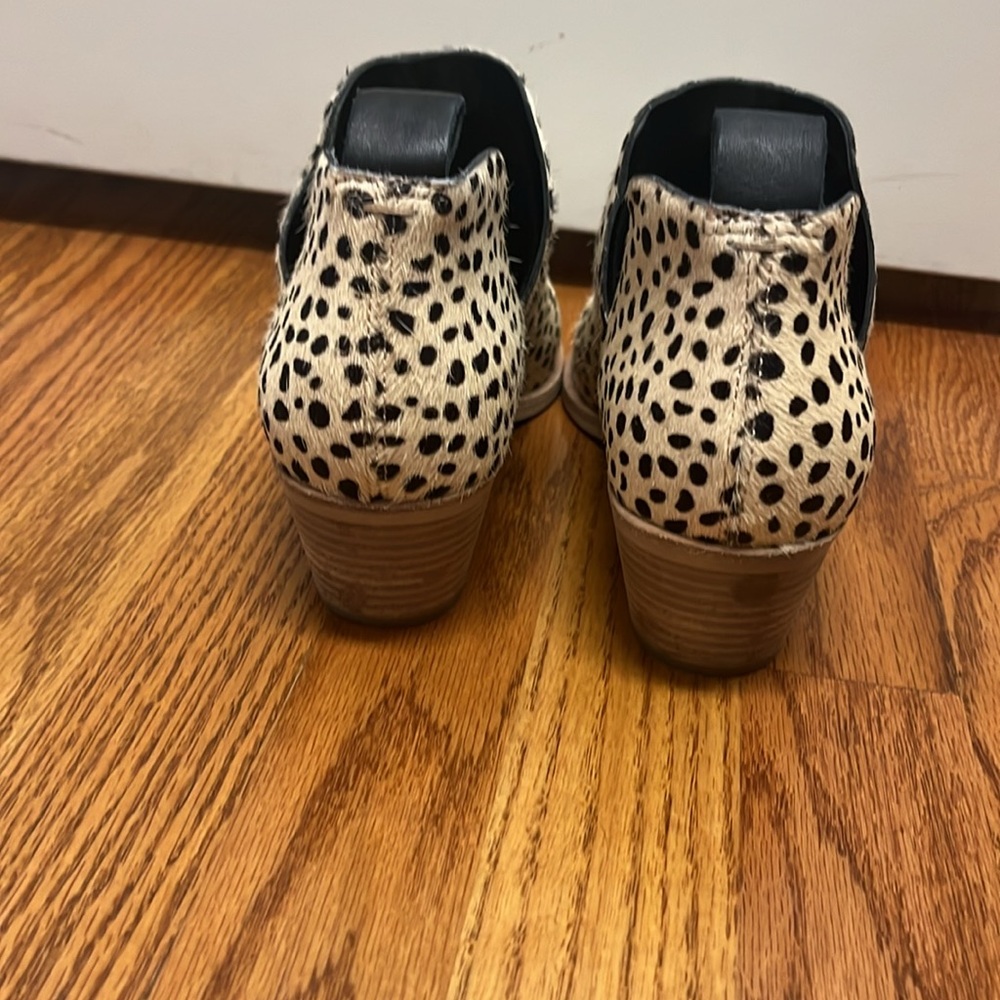 Cheetah print Booties - Picture 4 of 4